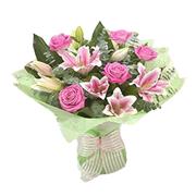 Classic Beauty Rose &amp; Lily Bouquet 